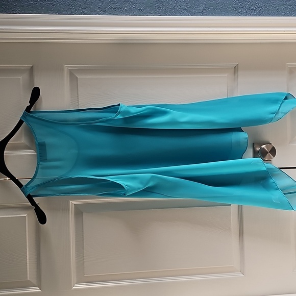 NWOT The Pyramid Collection Sleeveless Asymettrical Hem Lightweight Tunic Large - Picture 10 of 13